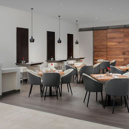 Hotel Crowne Plaza San Antonio Airport By Ihg Exterior foto