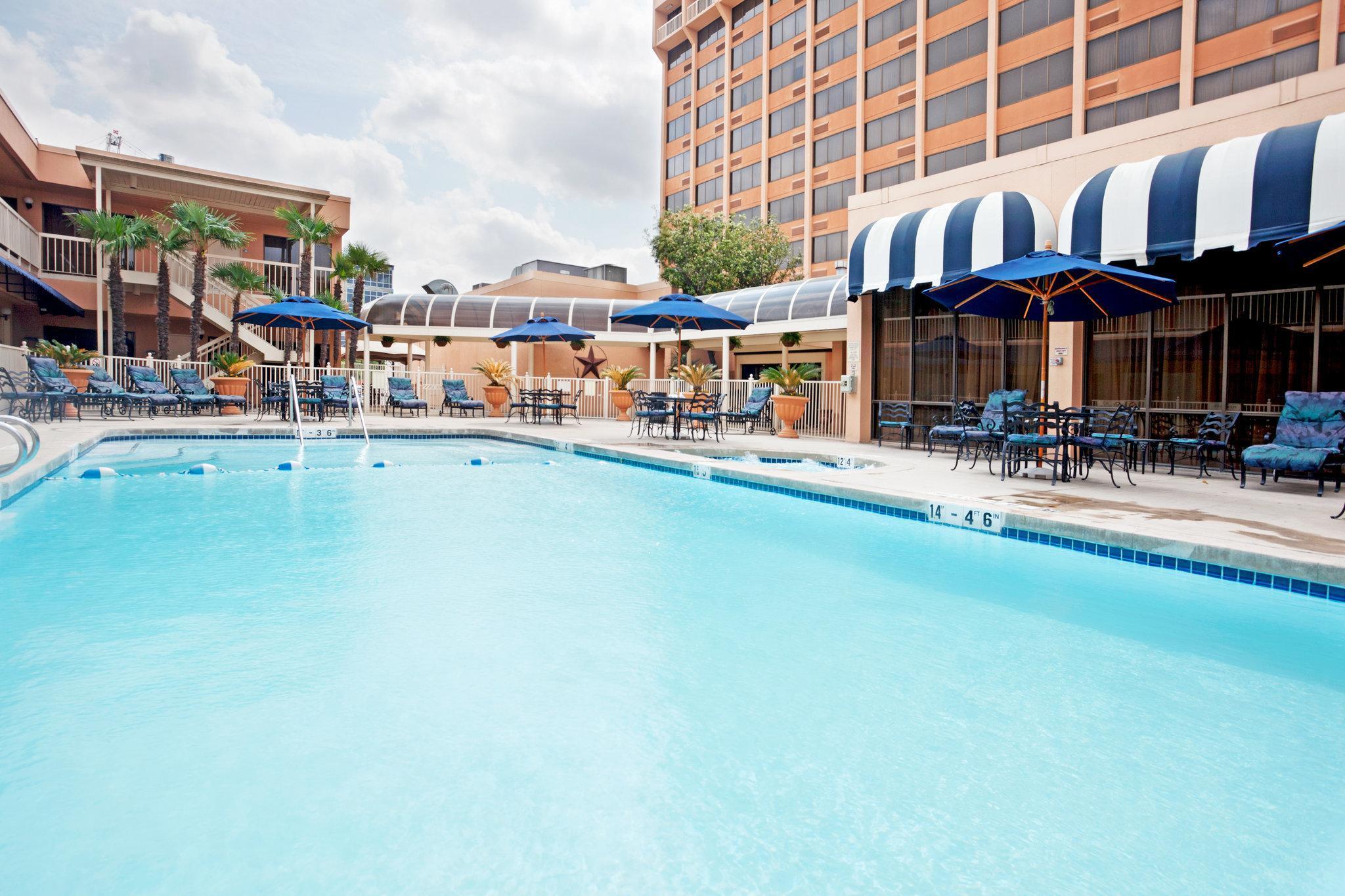 Hotel Crowne Plaza San Antonio Airport By Ihg Exterior foto